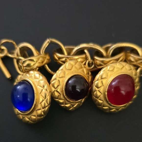 Vintage Gold Tone Multi-Color Charm Bracelet - Picture 4 of 8